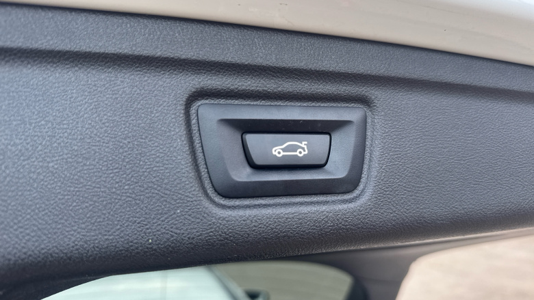 BMW 3 Series 320d MHT M Sport 5dr Step Auto Diesel Estate